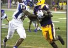 Comets Edge Out Bulldogs 23-21